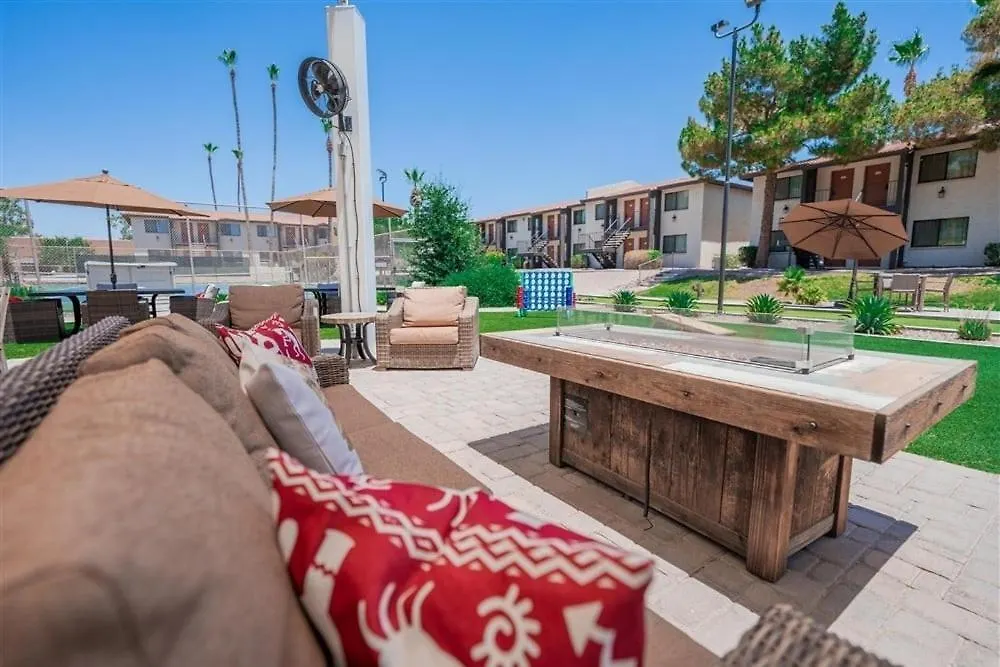 205 Fully Furnished 1Br Suite-Prime Location Scottsdale 0*,